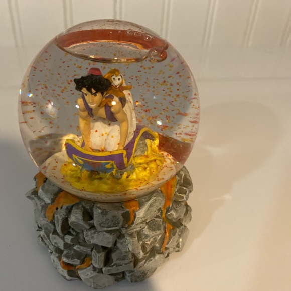 Schmidt Disney, Aladdin Snow Globe - Plays Arabian Night - Picture 2 of 5